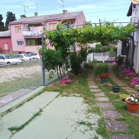 Marija Pula Exterior photo